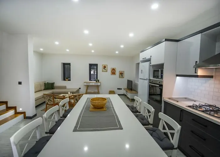 Fethiyede Muekemmel Tatilin Adres Βίλα